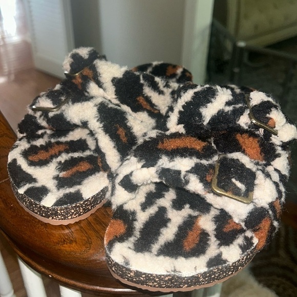 Fizzy slides in a size 9 in women new without tag - Picture 1 of 7